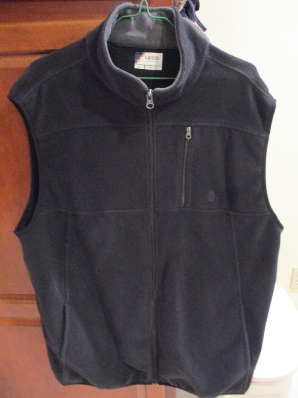 Men's Large Izod Perform Black Vest